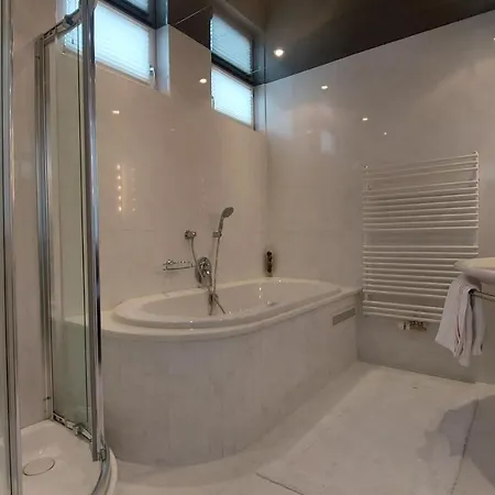 Royal Hotel apartamentowy Sölden
