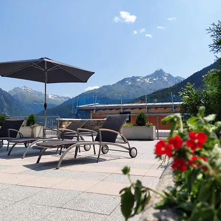 Apartahotel Royal 4*